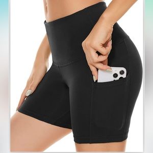 High waisted biker shorts with pockets